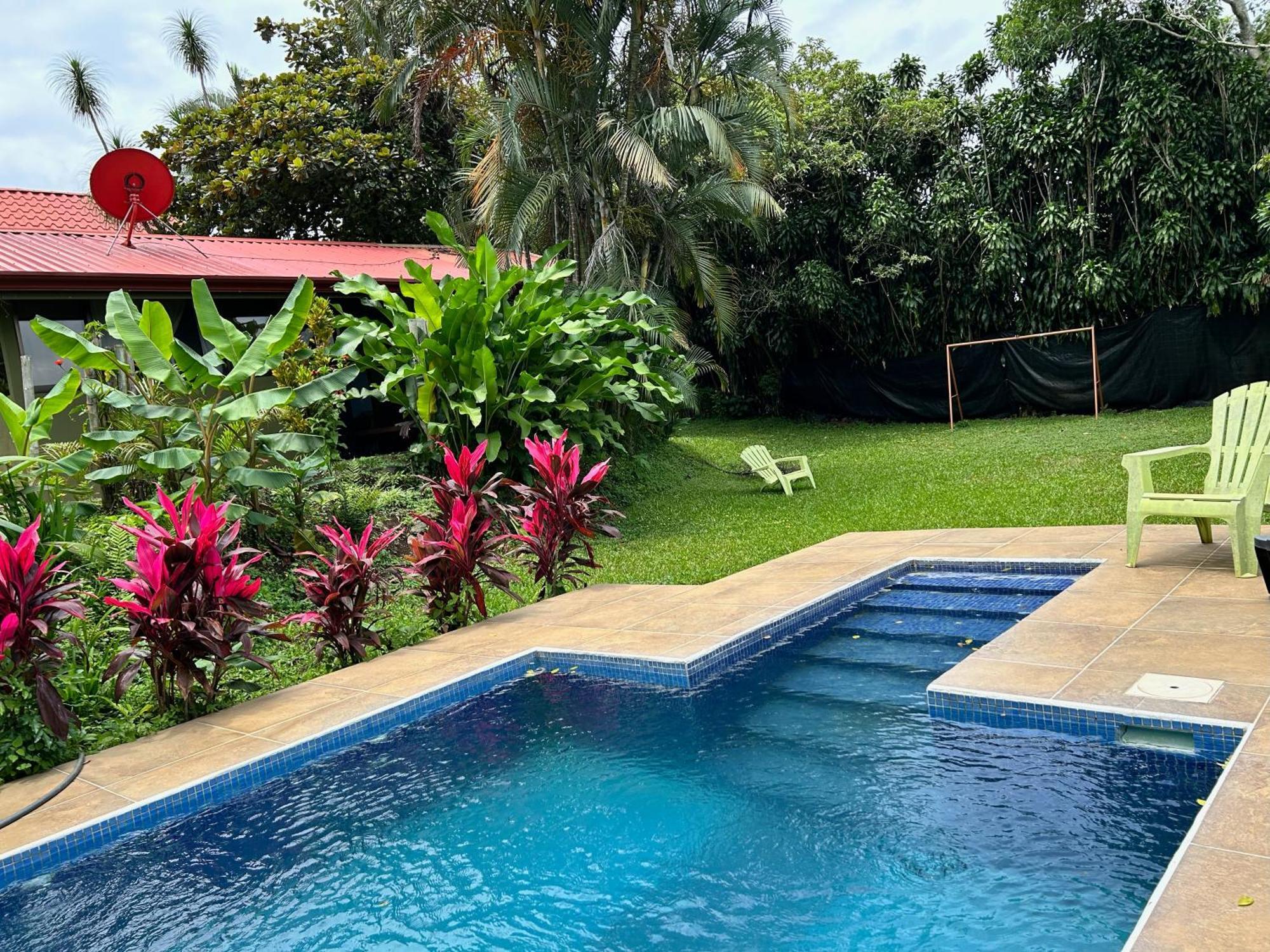 B&B Garden Γκρέσια Εξωτερικό φωτογραφία